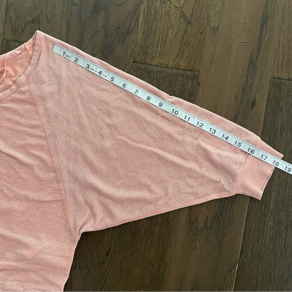 Guess Top - Picture 11 of 13